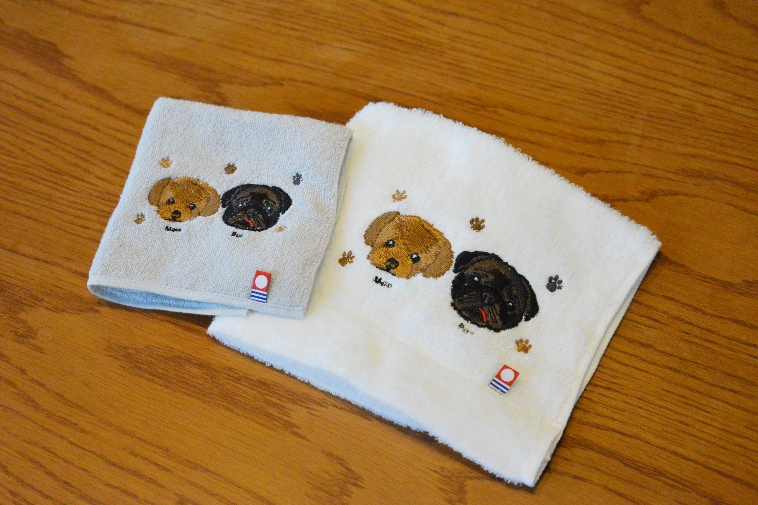 ハンカチ／犬刺繍